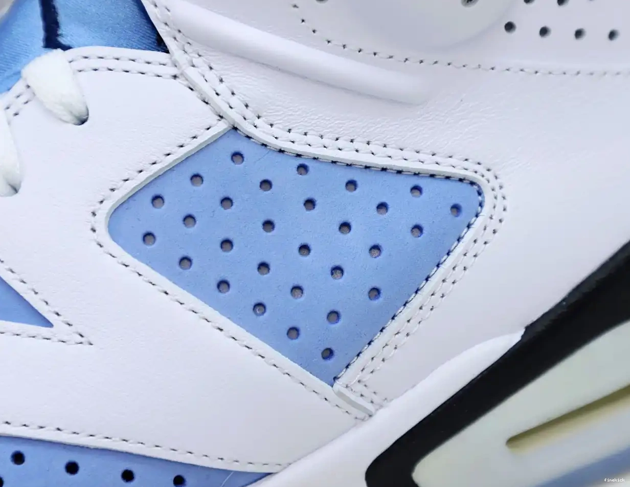 HOME' RETRO AIR JORDAN 6 'UNC 0405